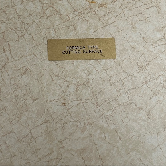 Vintage Formica Cardinal Bird Cutting Board Wall Hanging Decor - Picture 5 of 5